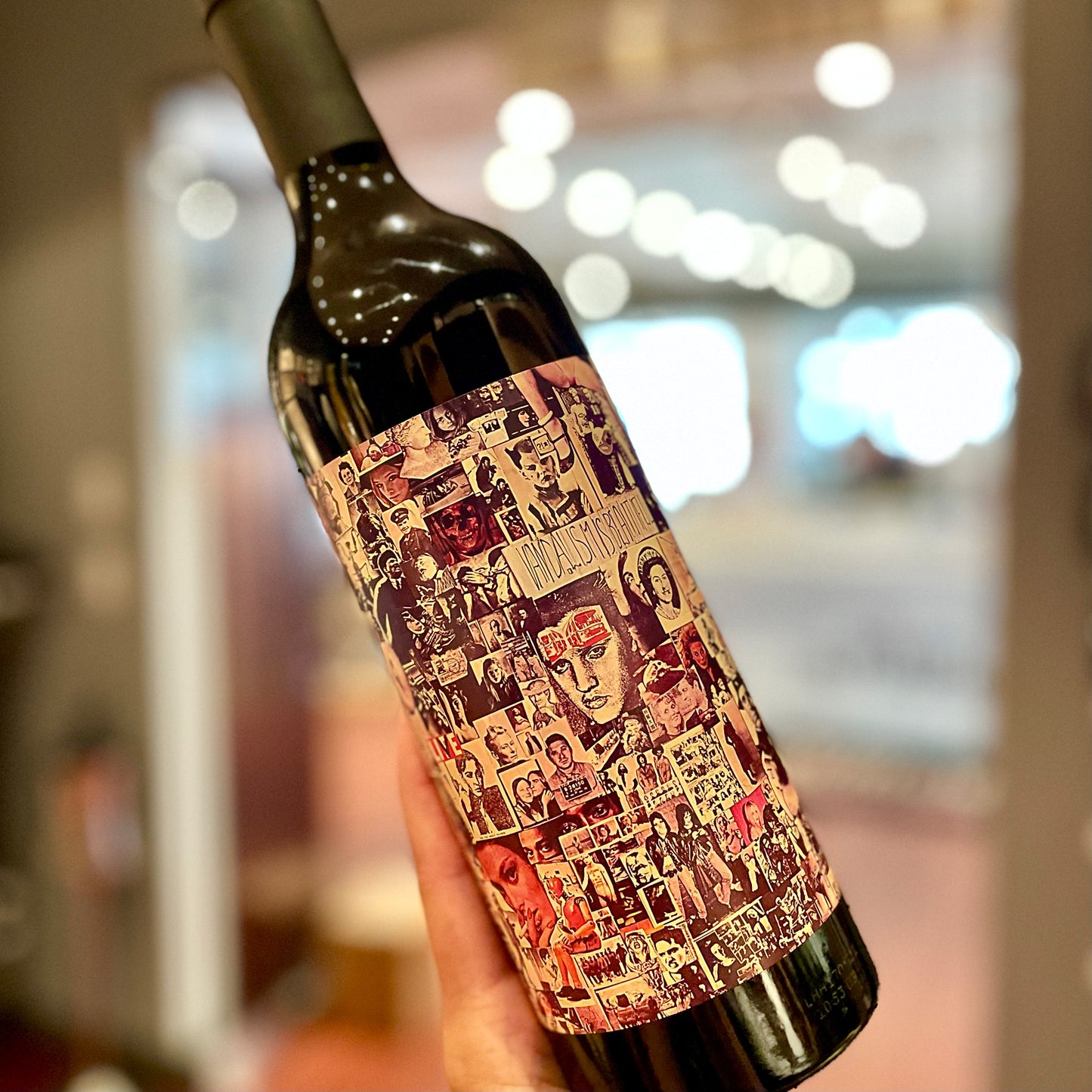 ABSTRACT RED BLEND