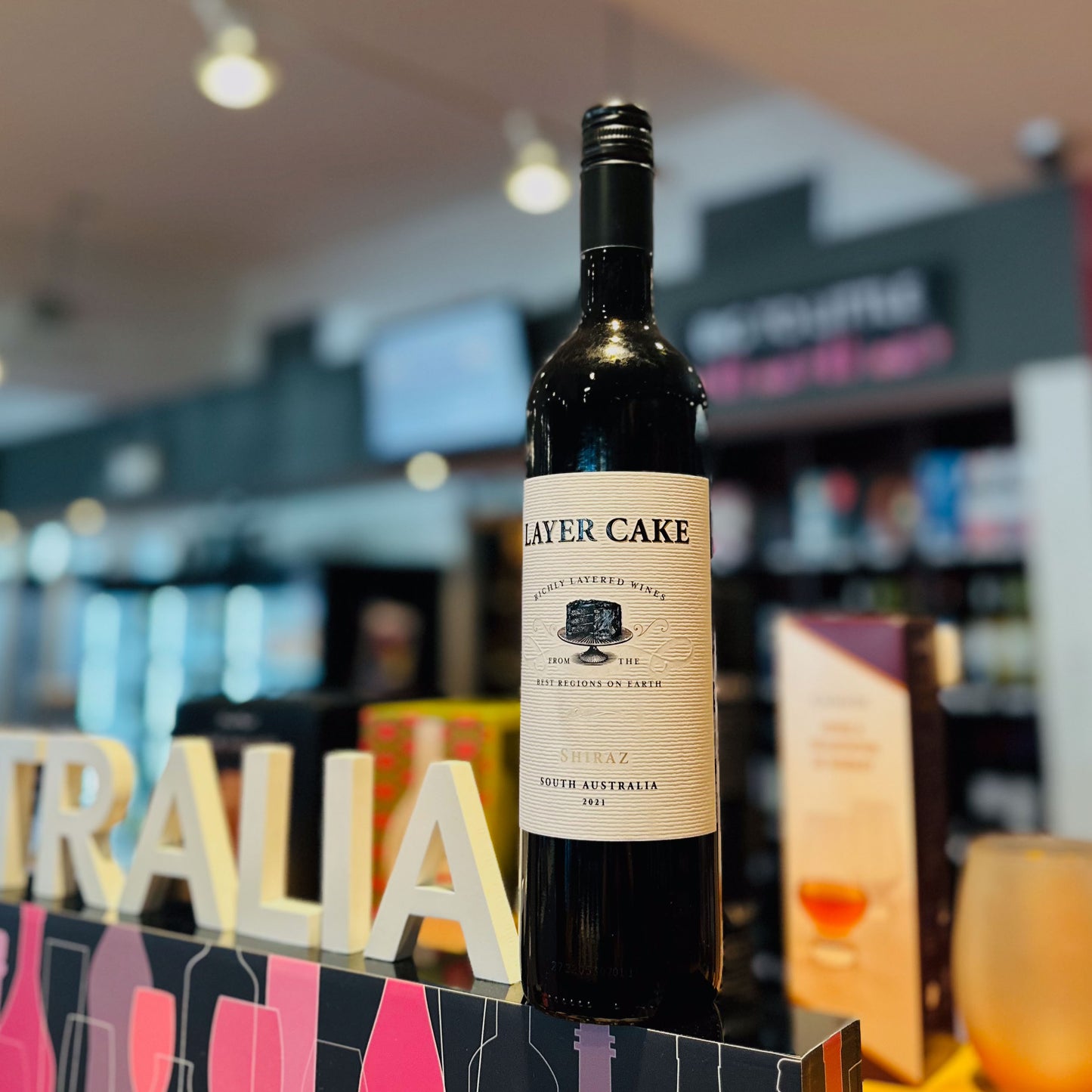 LAYER CAKE WINES SHIRAZ
