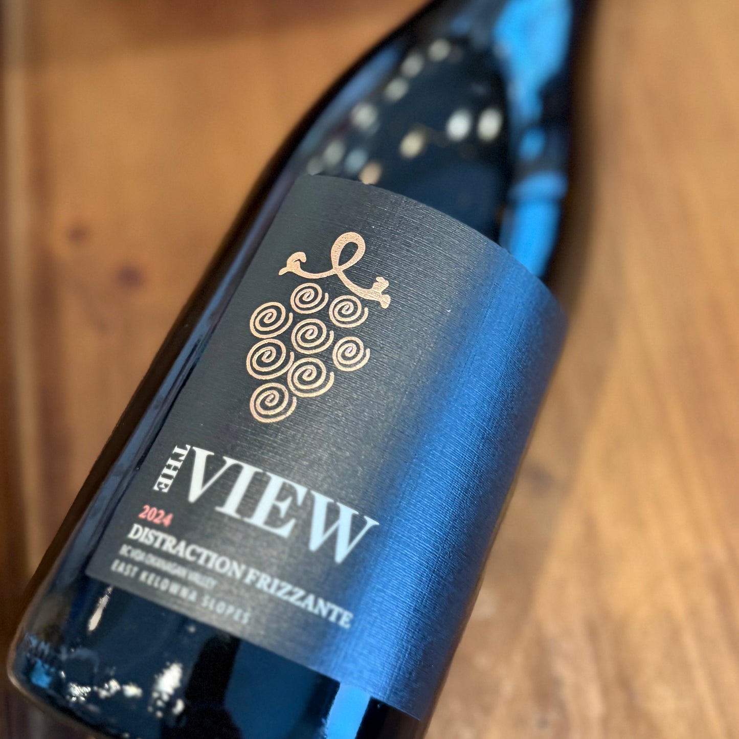 THE VIEW DISTRACTION FRIZZANTE