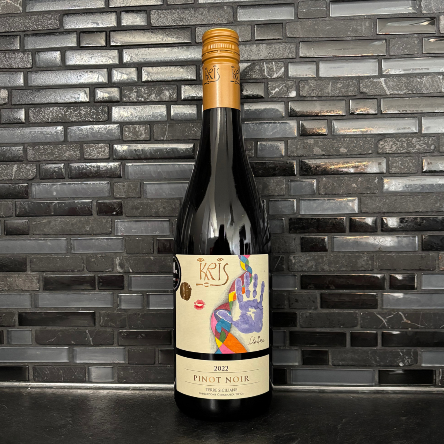 KRIS PINOT NOIR