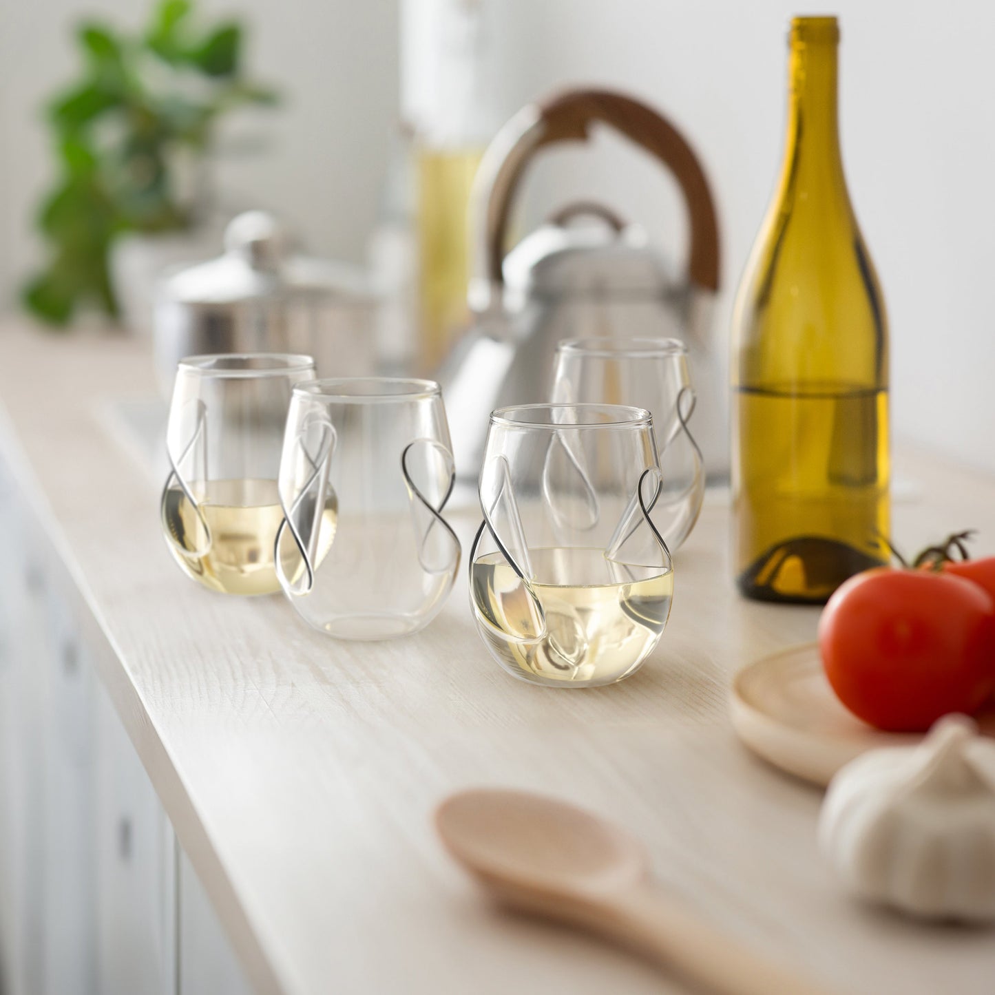 CONUNDRUM WHITE WINE GLASSES